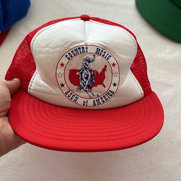 Bundle of Trucker Style Baseball Hats - Picture 12 of 17